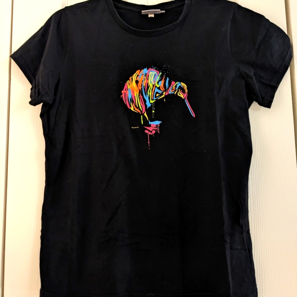 New Zealand Kiwi Tee